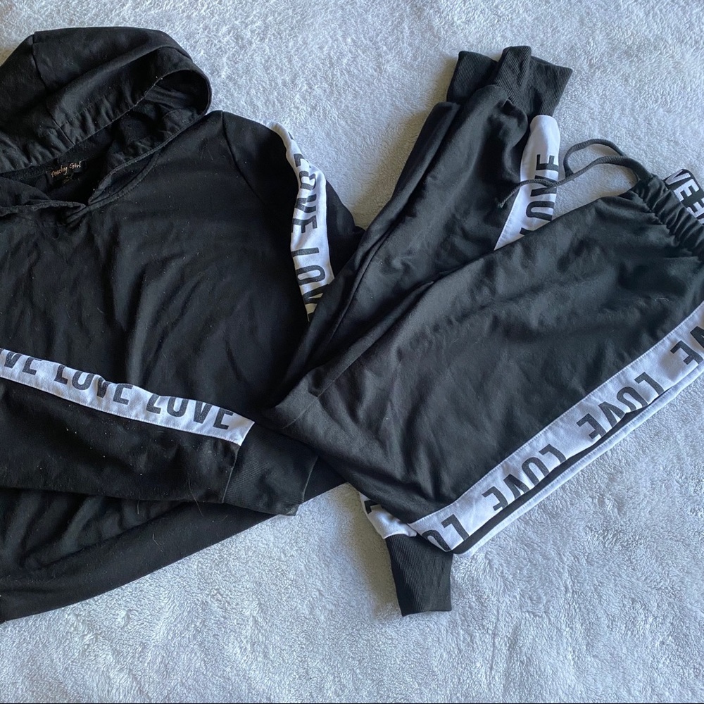Sweatsuit